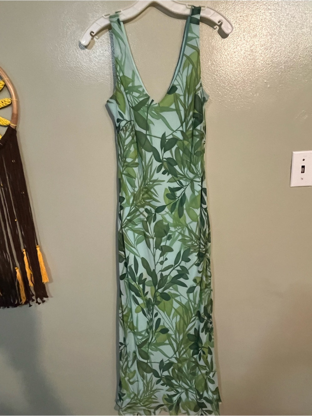 Ann Taylor Y2K 100% Silk Lined Sleeveless Green Leaf Print Maxi Dress Boho 10